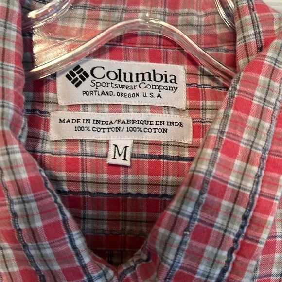 COLUMBIA SPORTSWEAR COMPANY Sleeveless Shirt - Picture 5 of 6